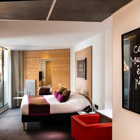 Le Pavillon 7 מלון 4*