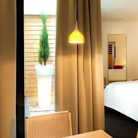 Le Pavillon 7