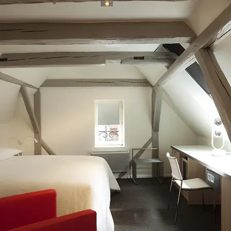 Le Pavillon 7 4*