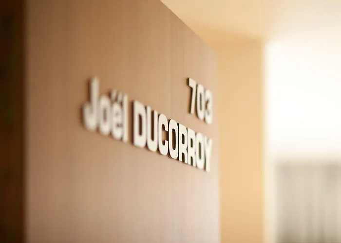 Le Pavillon 7 Hotel 4*