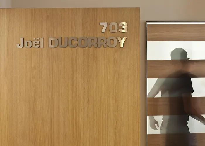 Le Pavillon 7 Hotel 4*