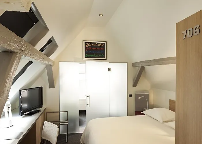 Hotel Le Pavillon 7 4*